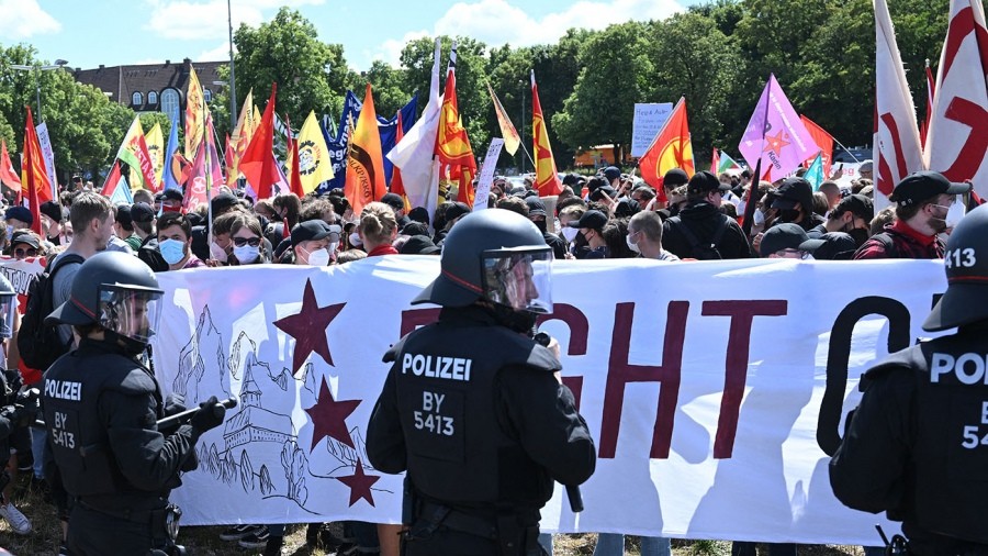  Blindaje policial, protestas y temor por cortes en las rutas, postales del G7 en Alemania 