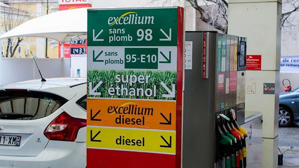  Francia continuará subsidiando a los combustibles en 2023 